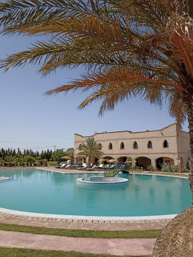 Bed and Breakfast Les Jardins D Amizmiz 6 Piscines Wawizelte Экстерьер фото