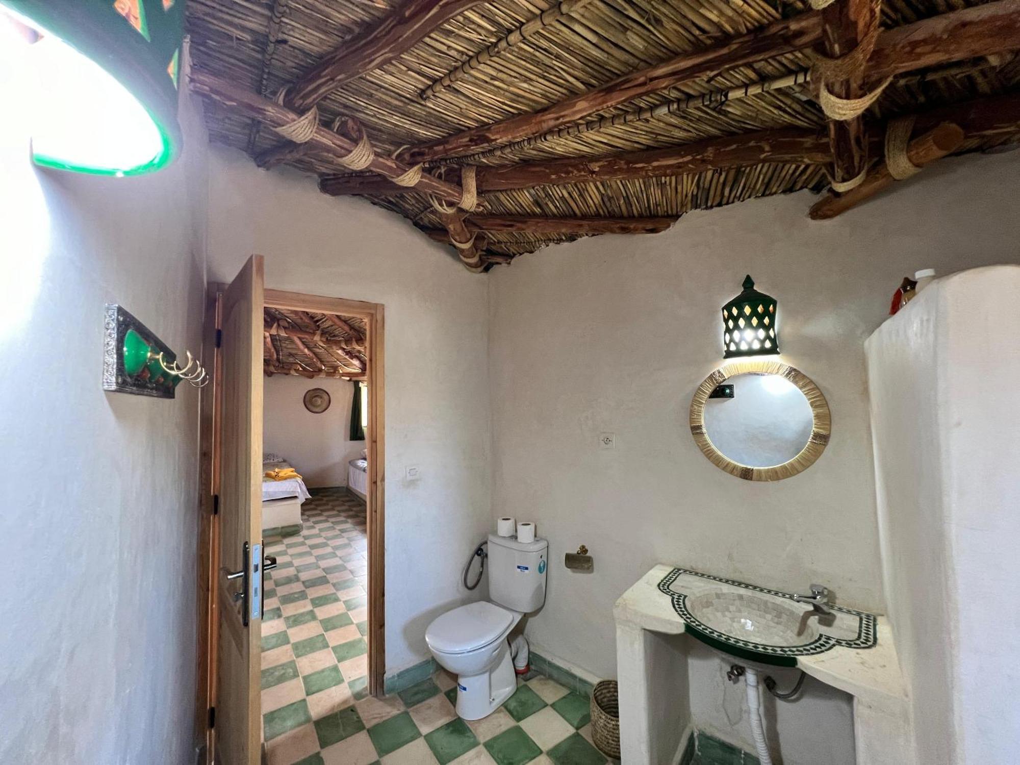 Bed and Breakfast Les Jardins D Amizmiz 6 Piscines Wawizelte Экстерьер фото